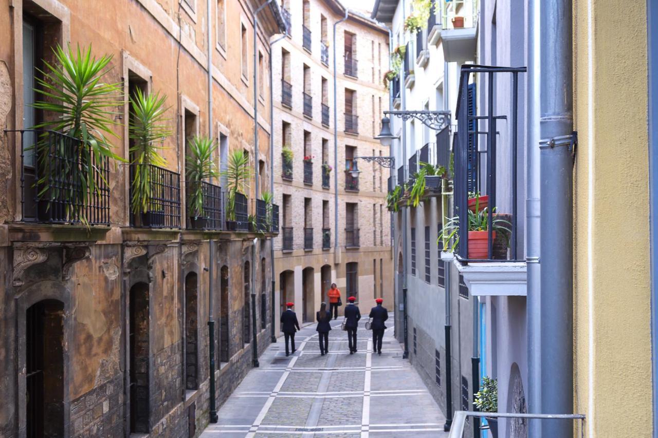 Top Apartment Frente A La Catedral Pamplona Dış mekan fotoğraf