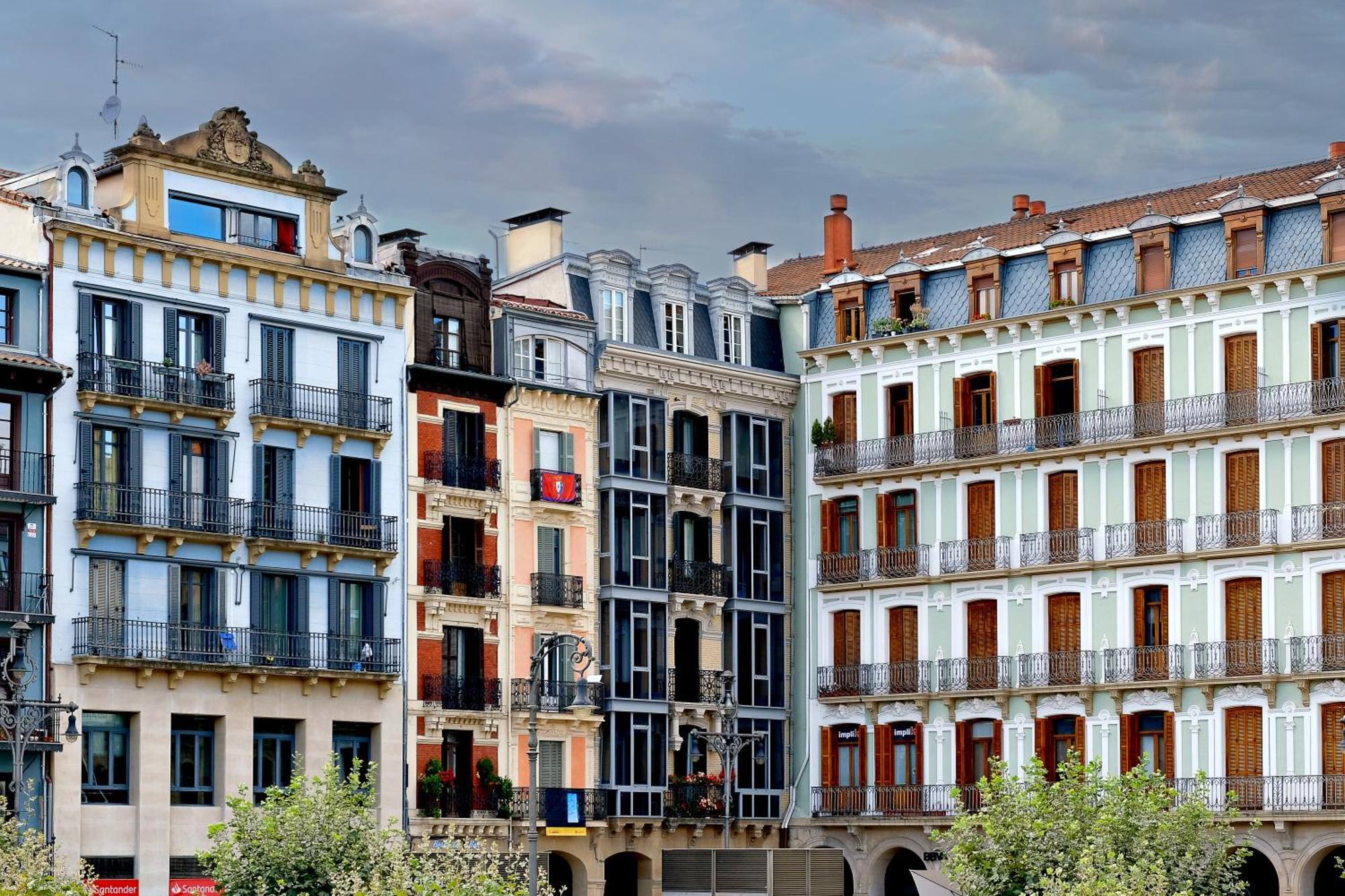 Top Apartment Frente A La Catedral Pamplona Dış mekan fotoğraf